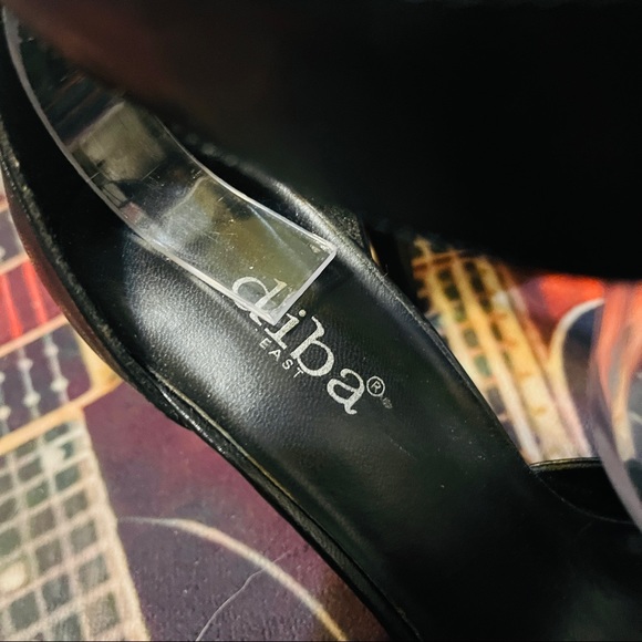 👠Gorgeous Black DIBA Pointed Toe Ankle Strap Stilettos! - Picture 3 of 12